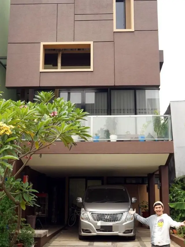 6 Penampakan Isi Rumah Indra Bekti, Hunian Minimalis Hasil Kerja 32 Tahun