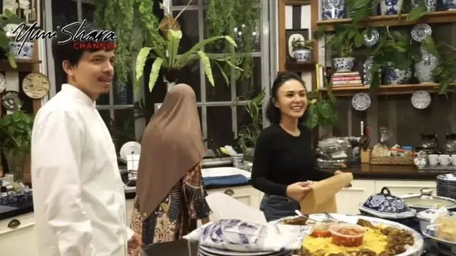 Dapur Rumah Yuni Shara