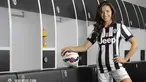 Belum lama ini, Juventus baru saja memperkenalkan Laura Barriales sebagai presenter tayangan Juventus TV (JTV). (juventus.com)