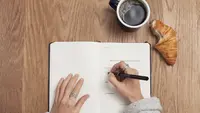 Journaling 5 Menit Sebelum Tidur, Kunci Redakan Pikiran dan Raih Tidur Nyenyak