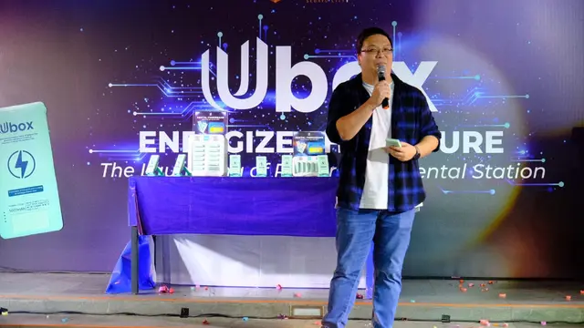 I Queenz (Idancestudio Jakarta) dan Ofel Vocal Course Kelapa Gading ikut meramaikan acara opening power bank