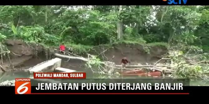 Jembatan Gantung di Polewali Mandar Putus Diterjang Banjir