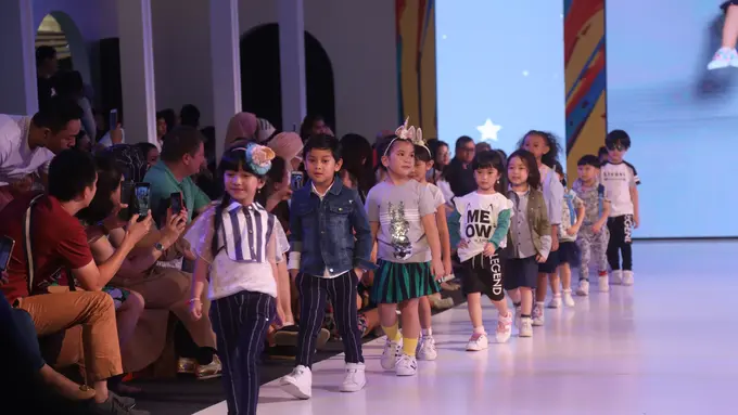 koleksi busana mothercare