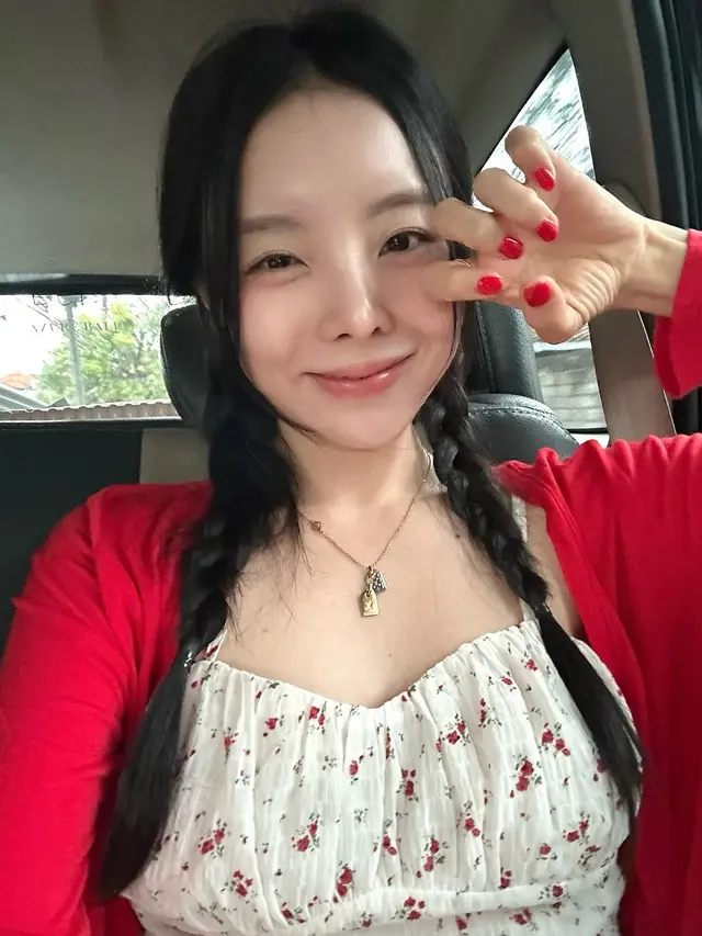 Jung Jiwoo Kakak J-Hope BTS saat Liburan ke Bali. [@mejiwoo103]