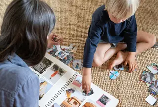 Kenangan liburan terbaik sering lahir dari momen sederhana yang dilakukan bersama keluarga. [Dok/Pexels.com/Kristyna Vyvolej.to].