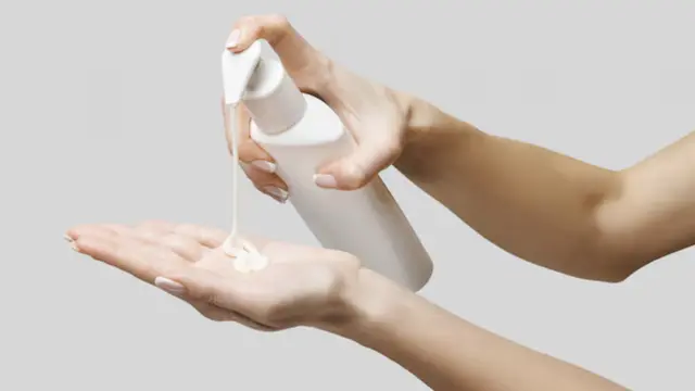 Rahasia Perawatan untuk Atasi Rambut Rontok (photo by freepik.com)