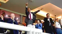Presiden Joko Widodo (Jokowi) menyaksikan pertandingan antara Timnas Indonesia U-17 melawan Timnas U-17 Ekuador di Stadion Gelora Bung Tomo (GBT), Surabaya, Jawa Timur, Jumat, 10 November 2023. (Foto:&nbsp;Biro Pers Sekretariat Presiden)