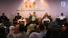 Kepala Bekraf Triawan Munaf menjadi pembicara pada seminar Gojek Wirausaha #GerakanOnlineNusantara "UMKM Kreatif dan Mandiri Kreasi Anak Bangsa", Jakarta, Selasa (27/8/2019). Dalam seminar ini, Gojek melatih 550 UMKM yang berada dalam naungan enam kementerian/lembaga. (Liputan6.com/Angga Yuniar)