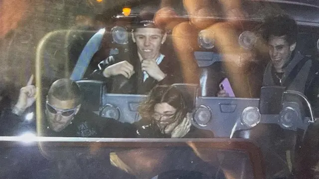 Justin Bieber dan Hailey liburan di Disneyland (Foto: Instagram @justinbieber)