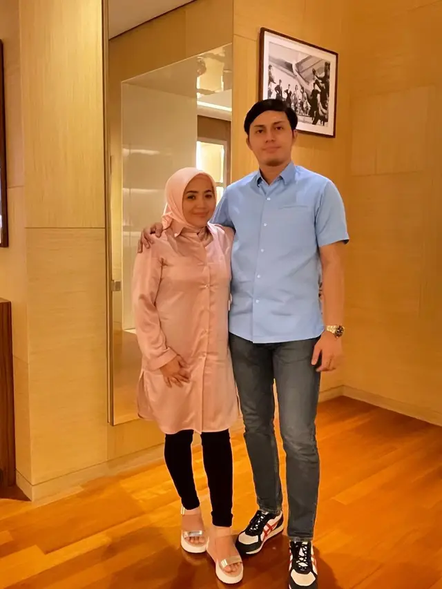 Dituding Bangkrut, Ini 7 Potret Sumber Kekayaan Muzdalifah yang Fantastis