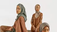 Hijab dengan warna earth tone dan netral masih akan jadi tren hingga tahun depan.