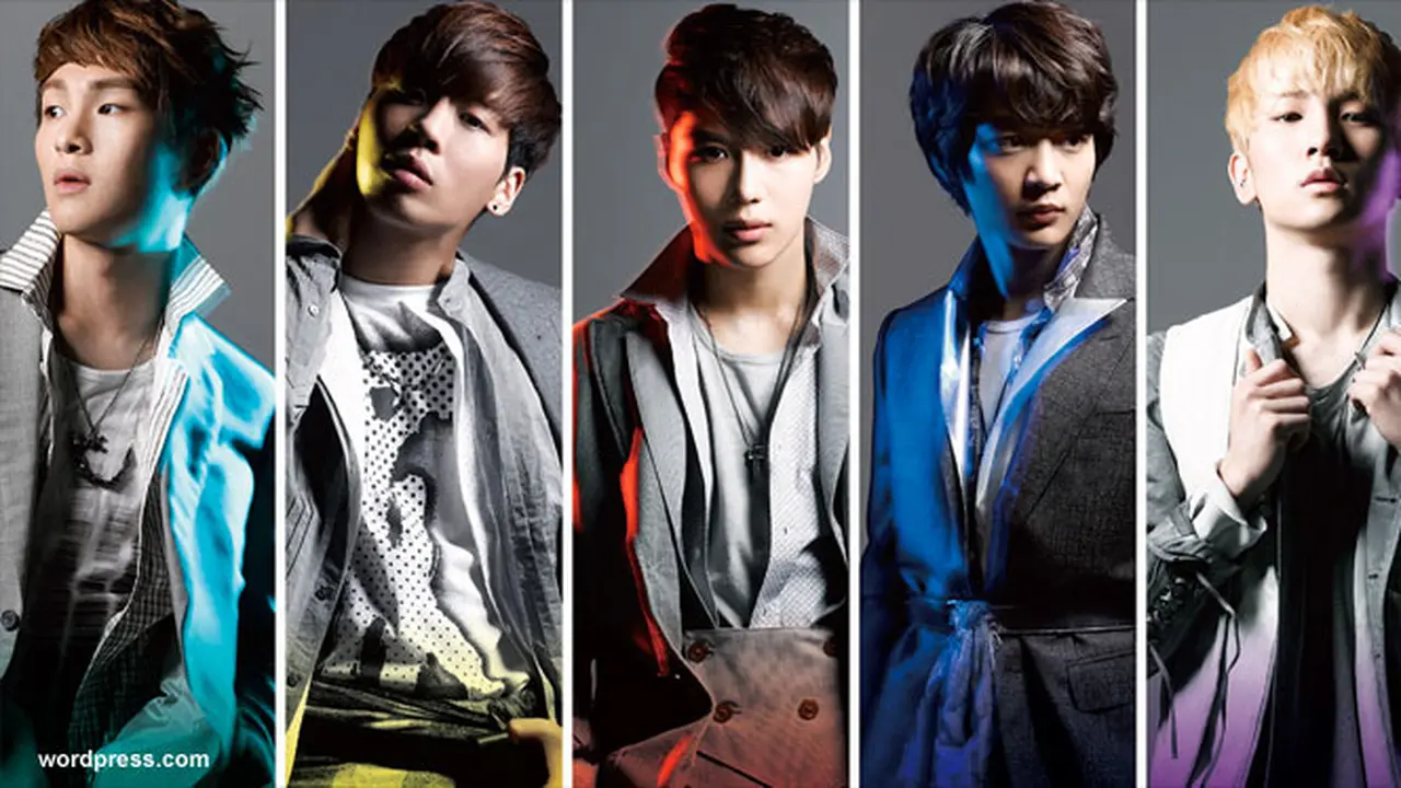 shinee-130403c.jpg