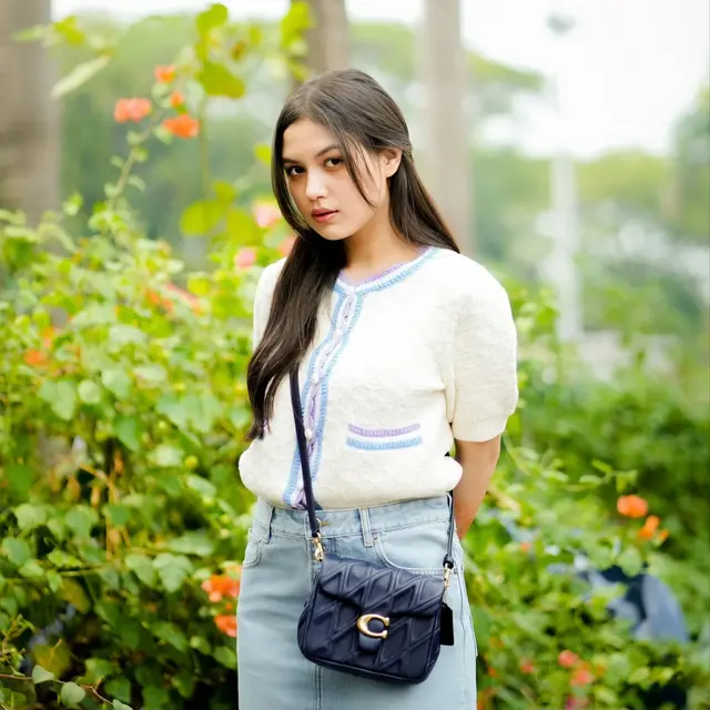 Tengok Gaya Chic dan Memukau Yasmin Napper, Paula Verhoeven, Saskia Chadwick, dan Jennifer Bachdim dengan Koleksi Tas Coach Terbaru (Foto dok : Coach/Kanmo Grouo).