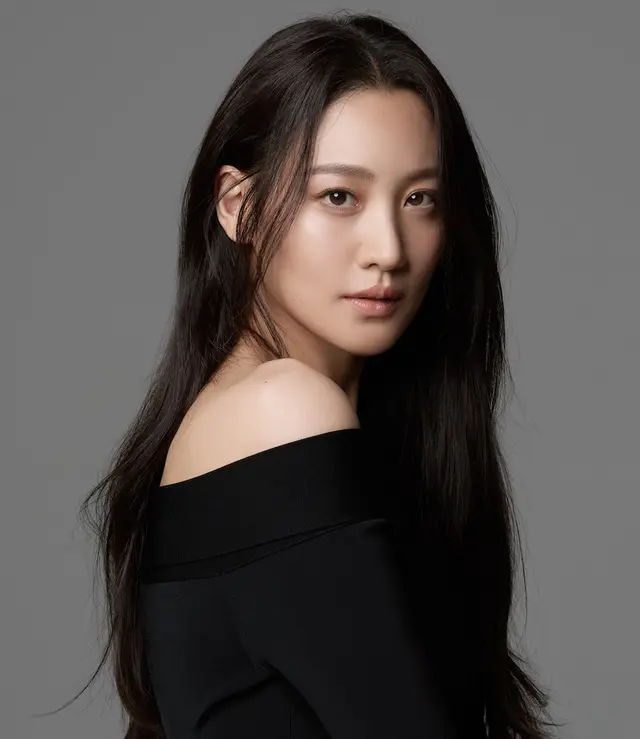 5 Tahun jadi istri CEO, Claudia Kim ‘The Atypical Family’ umumkan berpisah dari sang suami 