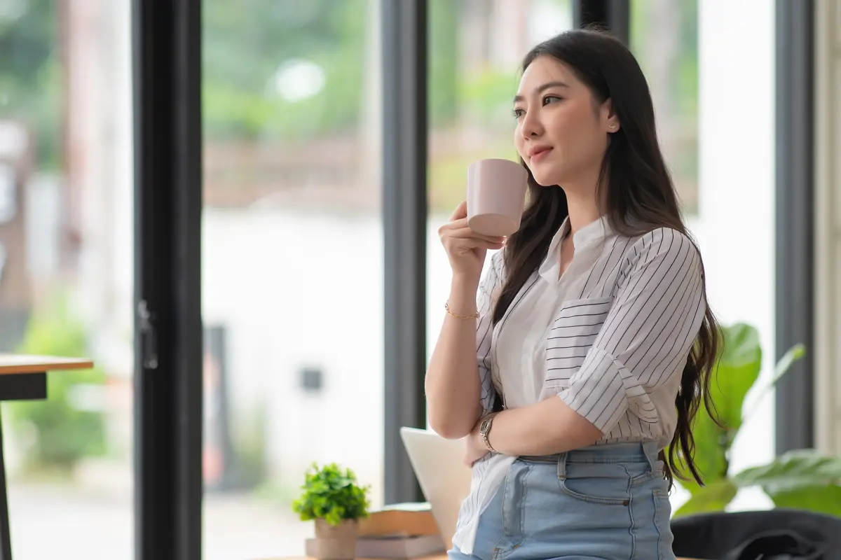 perempuan dan tegar saat dikucilkan