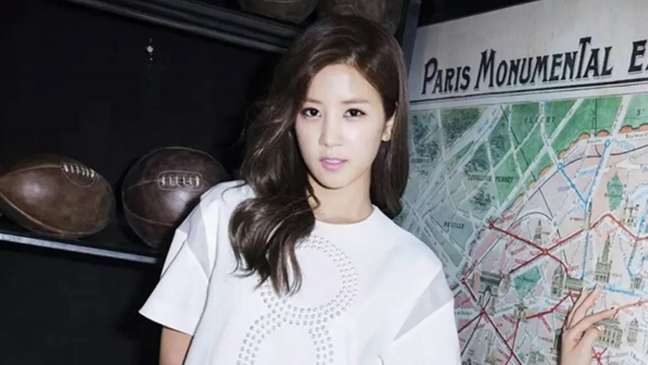 Chorong A pink