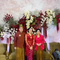 Putri Tanjung di acara siraman hari ini, Sabtu (19/3/2022). Foto: Instagram Bubah Alfian.