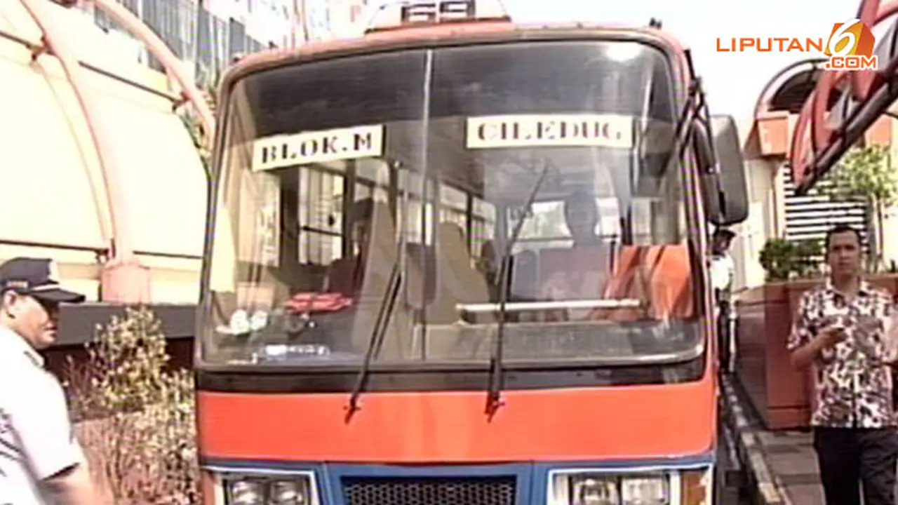 metromini-kecewa-130726b.jpg