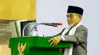 Para alumni Pondok Pesantren Gontor gelar sujud syukur di Masjid Istiqlal. Sementara itu, Sumatera Barat memiliki wisata bawah laut indah.