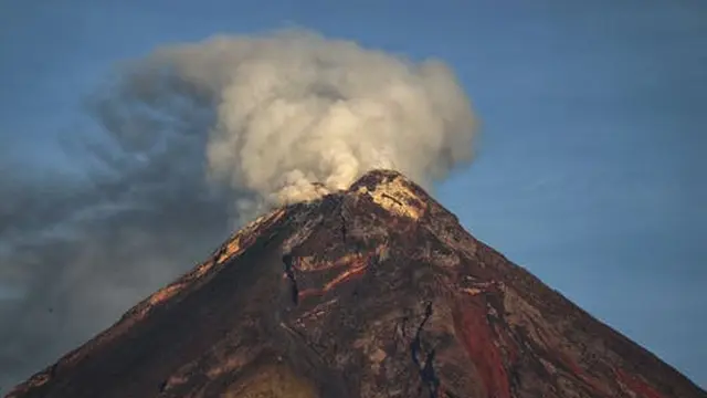 Bencana Gunung Meletus