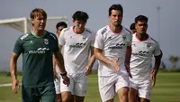 John Herdman Salut Komitmen Mitchell Baker usai Resmi Jadi WNI