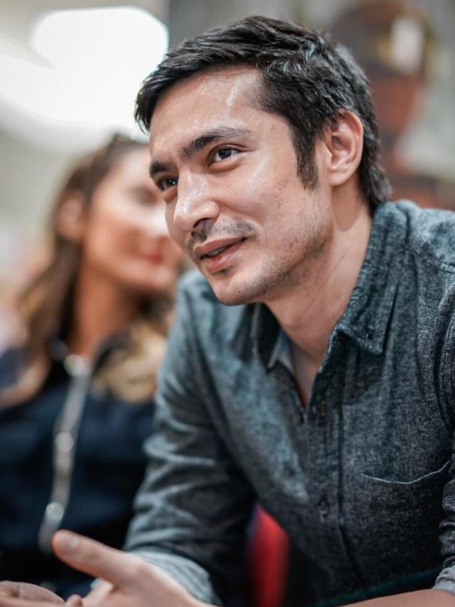 Halloween 2020, Abimana Aryasatya Pilih 6 Film Horor ini ...