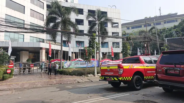 Kebakaran Gedung Bapenda DKI, Petugas Sisir Lantai 11-16