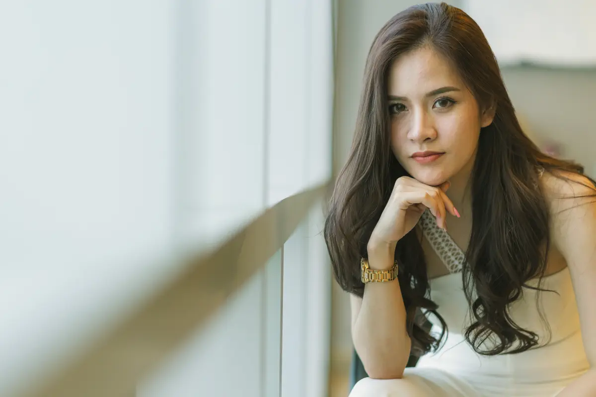 wanita juli karakter tangguh