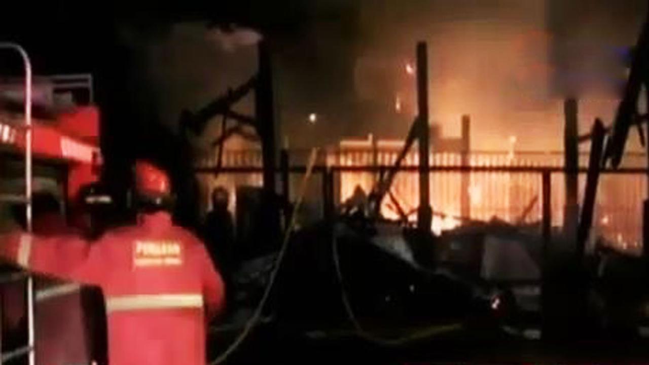 Kebakaran Rumah Makan