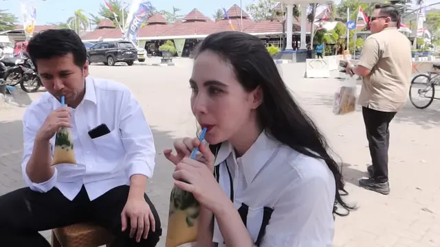 Arumi Bachsin blusukan ke pasar dengan suami