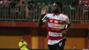 Pemain Madura United, Mamadou Samassa. (Bola.com/Aditya Wany)