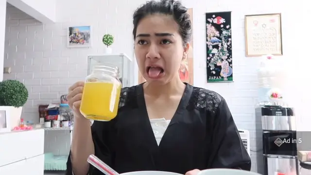 Bangun dengan Muka Bantal, Ini 7 Kegiatan Felicya Angelista saat 'Di Rumah Aja'