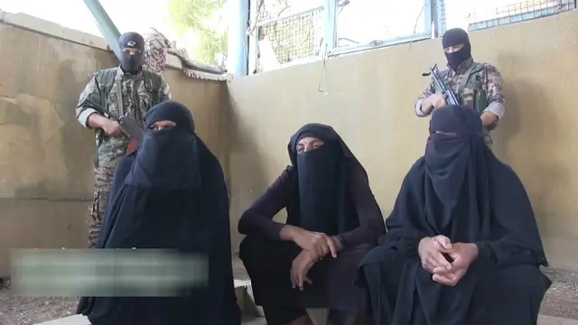 ISIS in niqab (0)