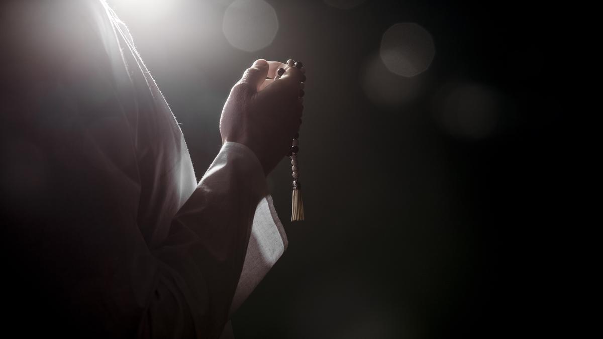 33 Kata-kata tentang I'tikaf yang Inspiratif, Ajak Dekatkan Diri pada Allah SWT