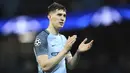 4. John Stones (Manchester City) - Dalam empat laga uji coba terakhir dirinya selalu dipercaya menjadi pemain inti oleh Gareth Southgate. Walau baru berusia 23 tahun, ia memiliki ketenangan dalam menghalau serangan. (AFP/Oli Scarff)