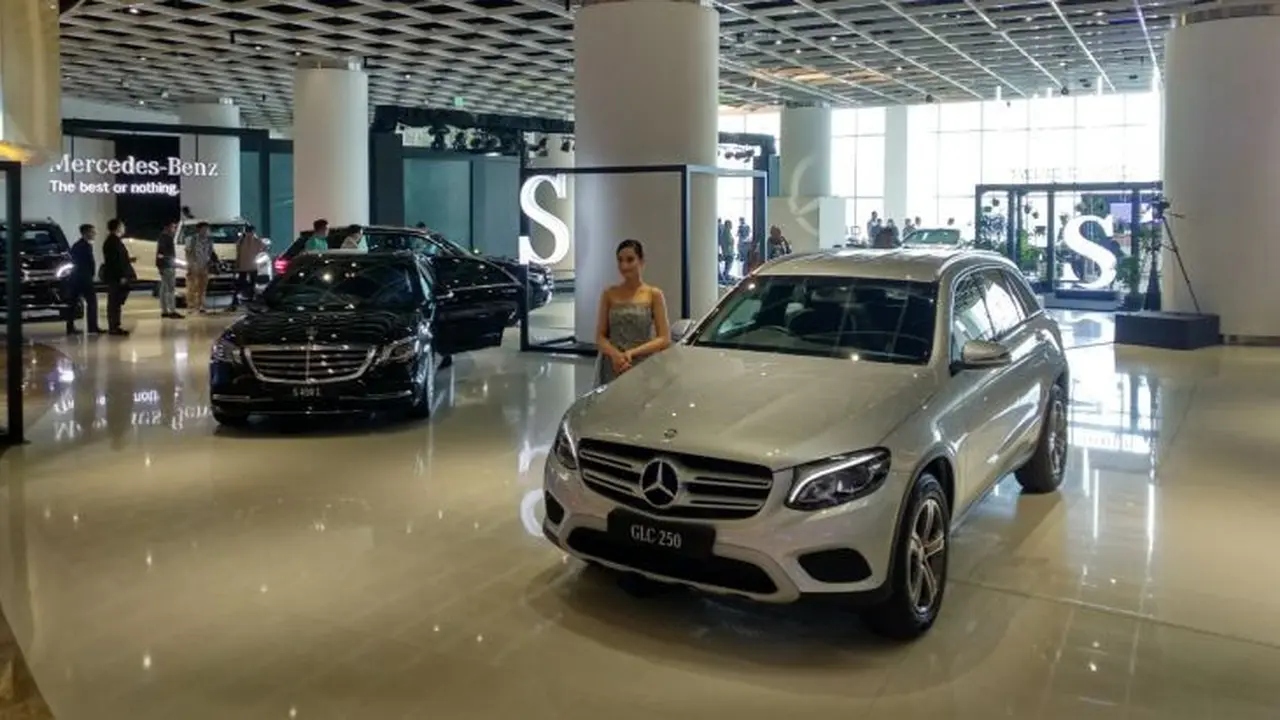 Mercedes-Benz