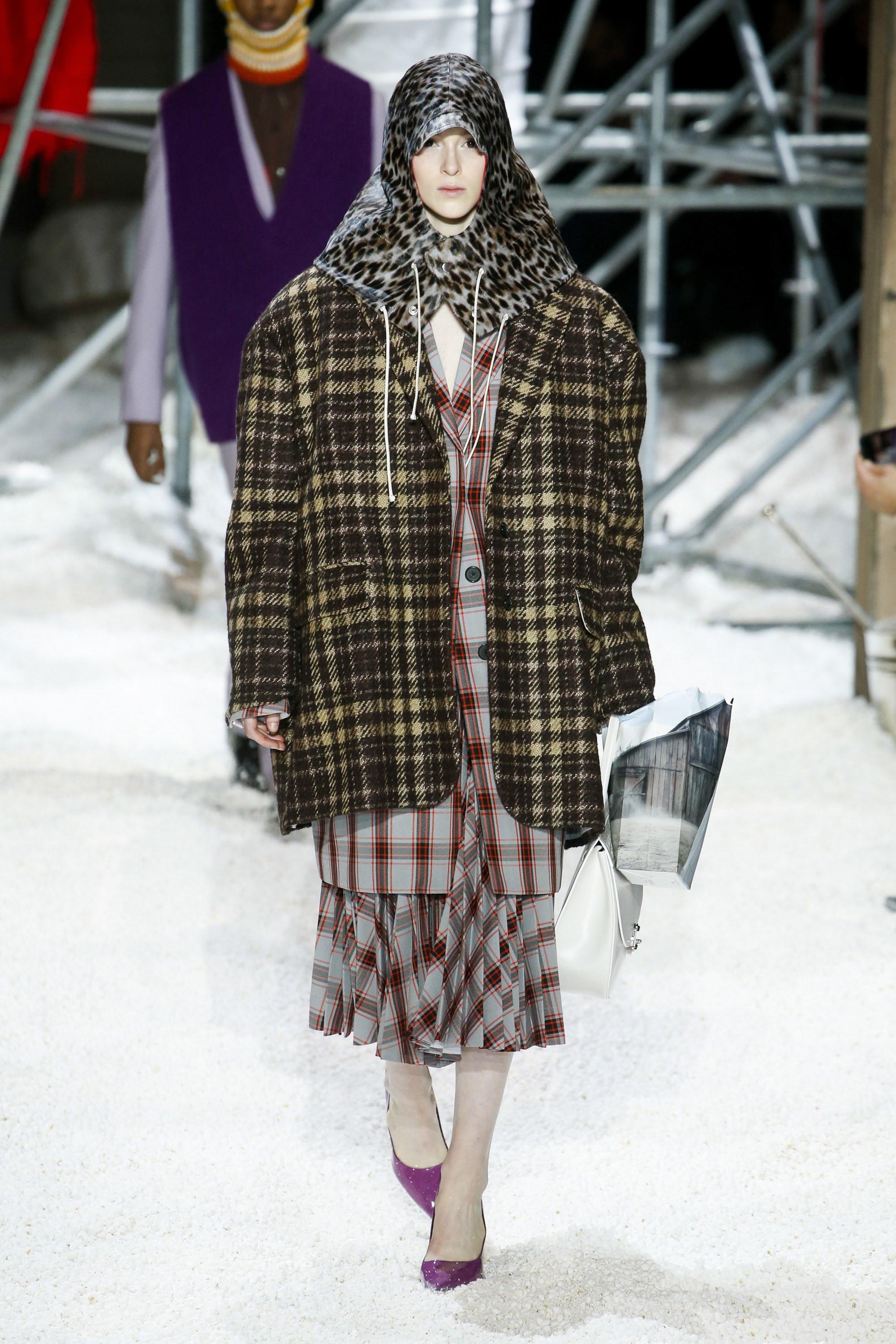 NYFW Fall 2022 Kotak Kotak Klasik dari Calvin Klein 