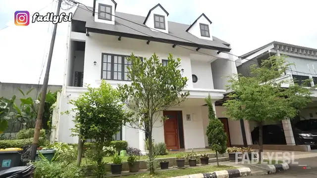 Rumah Mewah Fadly Faisal