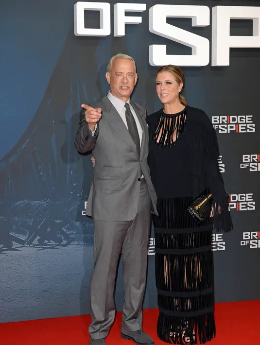 Tom Hanks dan istrinya, Rita Wilson telah menikah selama 27 tahun. Angka tersebut sangatlah menakjubkan, terlebih di dunia hiburan sekelas Hollywood. Bagaimana bisa? (Bintang/EPA)