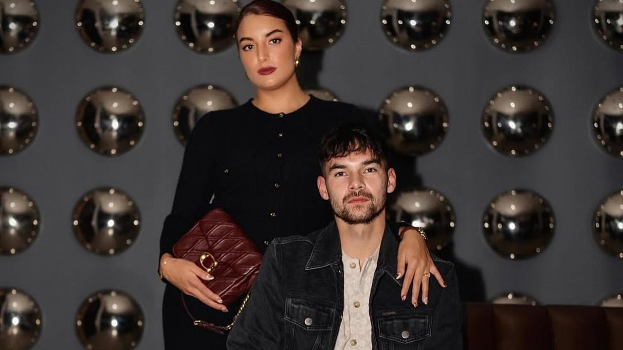 Sandy Walsh dan Aislinn Konig