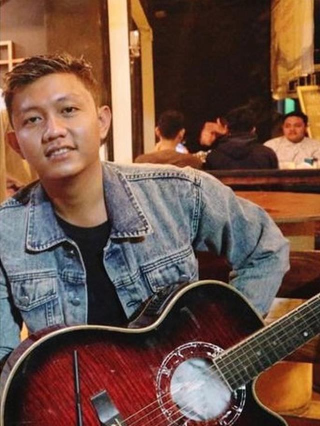 6 Potret Transformasi Denny Caknan, Foto Masa Remaja Dikira Virgoun