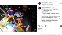 Sapi Kurban Setengah Ton Terperosok ke Kolam Sedalam 5 Meter di Jaksel