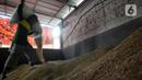 Rata-rata kenaikan sebesar Rp 7.000 per kilogram untuk gabah kering. (merdeka.com/Imam Buhori)