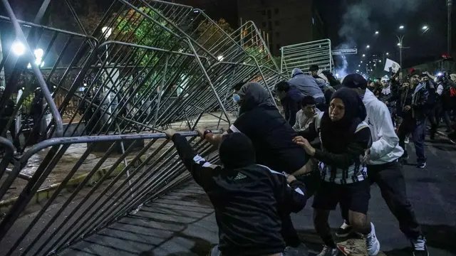Gelombang Aksi Protes di Peru Berujung Ricuh