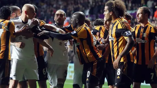 [VIDEO] Swansea City-Hull City Berbagi Angka