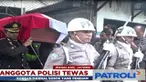 Usai disemayamkan sesaat, jenazah kemudian dimakamkan melalui prosesi kepolisian di tempat pemakaman umum yang tak jauh dari rumah duka.