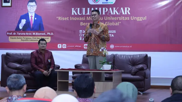 Kepala BPOM Taruna Ikrar