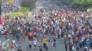 Aktivitas Car Free Day (CFD) paca Ledakan Thamrin, Jakarta, Minggu (17/1/2016). Kegiatan CFD tetap ramai seperti biasa meski sebelumnya Jakarta sempat mendapat serangan teror (Liputan6.com/Faisal R Syam)
