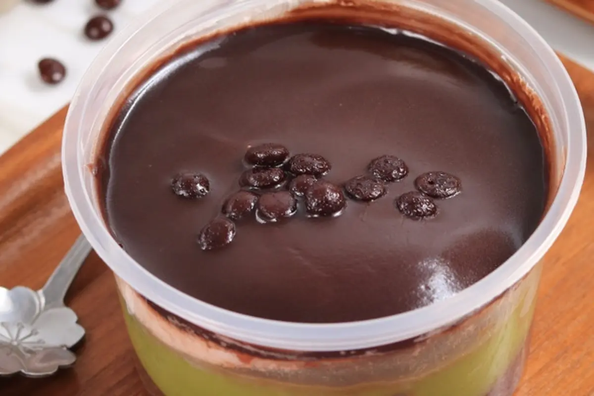 puding alpukat kocok