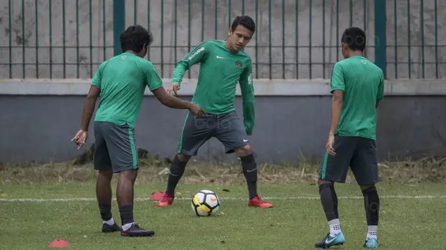 Latihan Timnas Indonesia